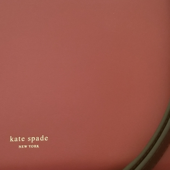 Medium Kate Spade twist lock purse - Picture 2 of 15